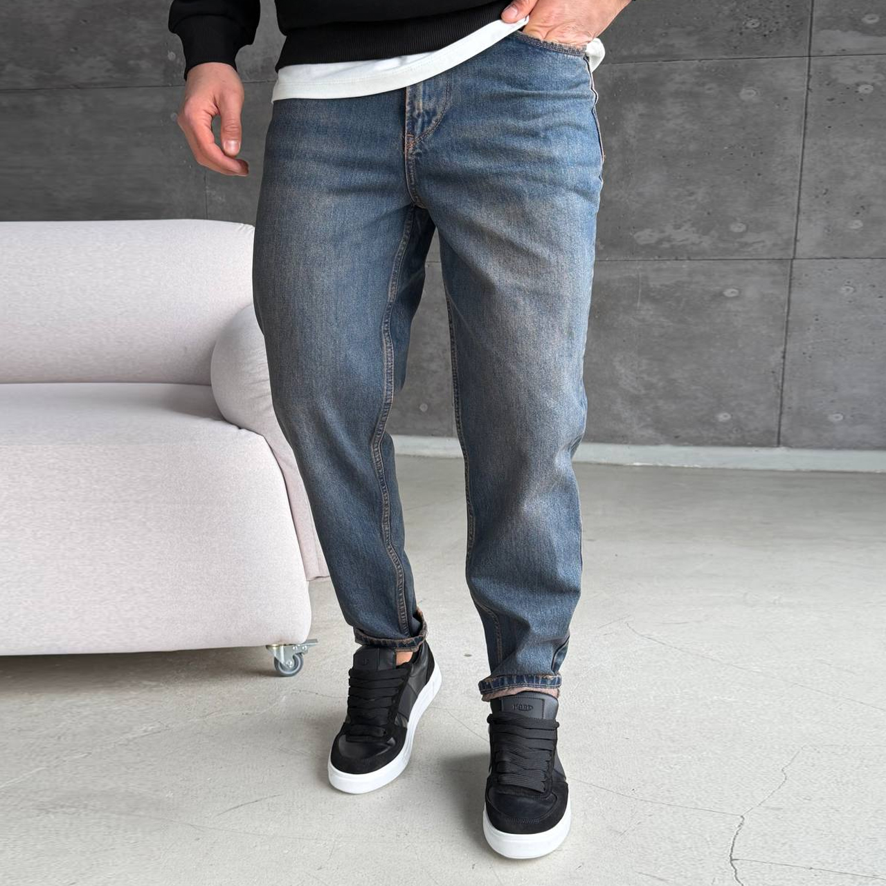 Джинси Mom сині з жовтим відтінком потерті 3055