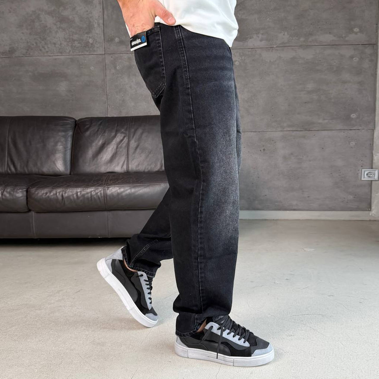 Джинси Baggy чорні з потертістю 3047