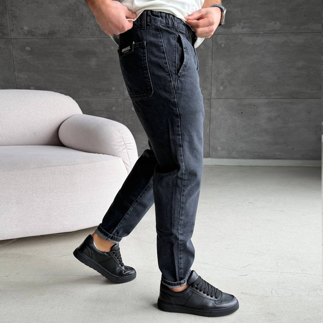 Джинси Mom графітові на резинці 2561