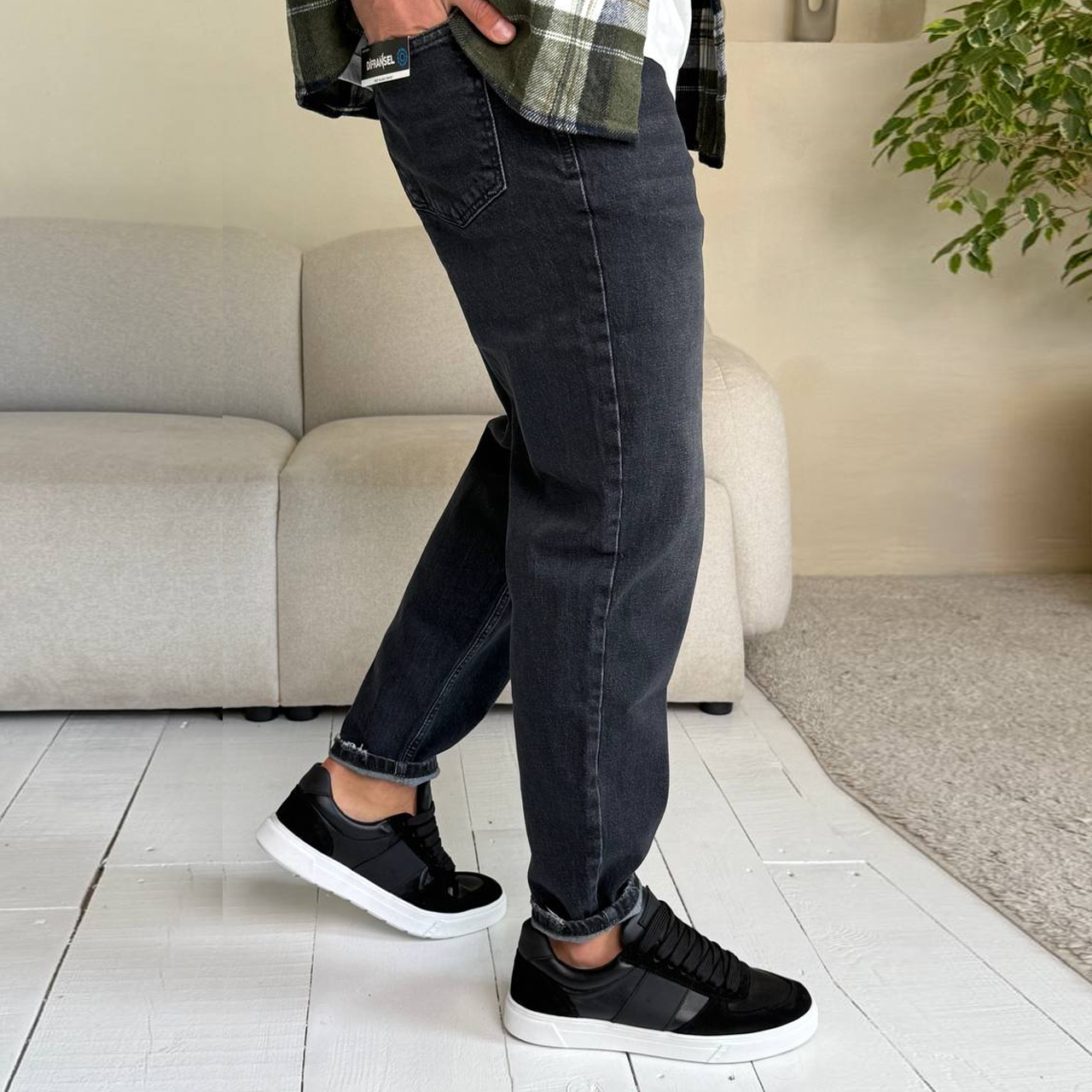 Джинси Mom темно-сірі з потертостями 2721