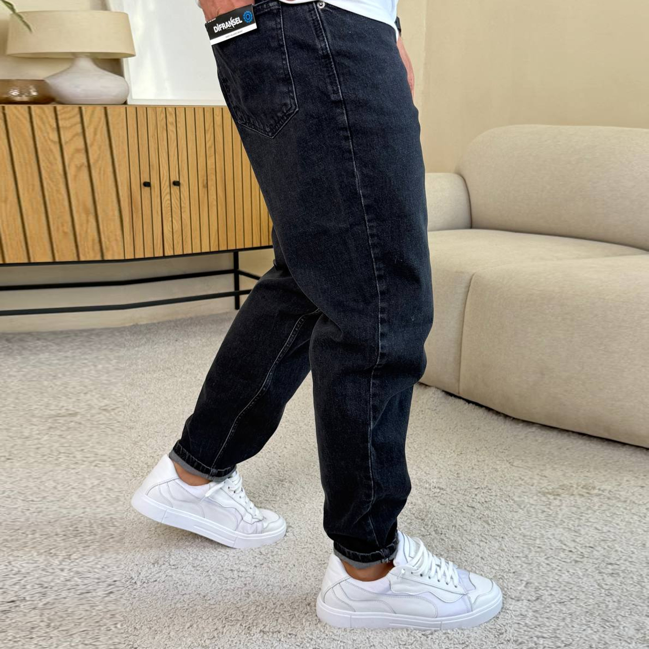 Джинси Mom чорні 16