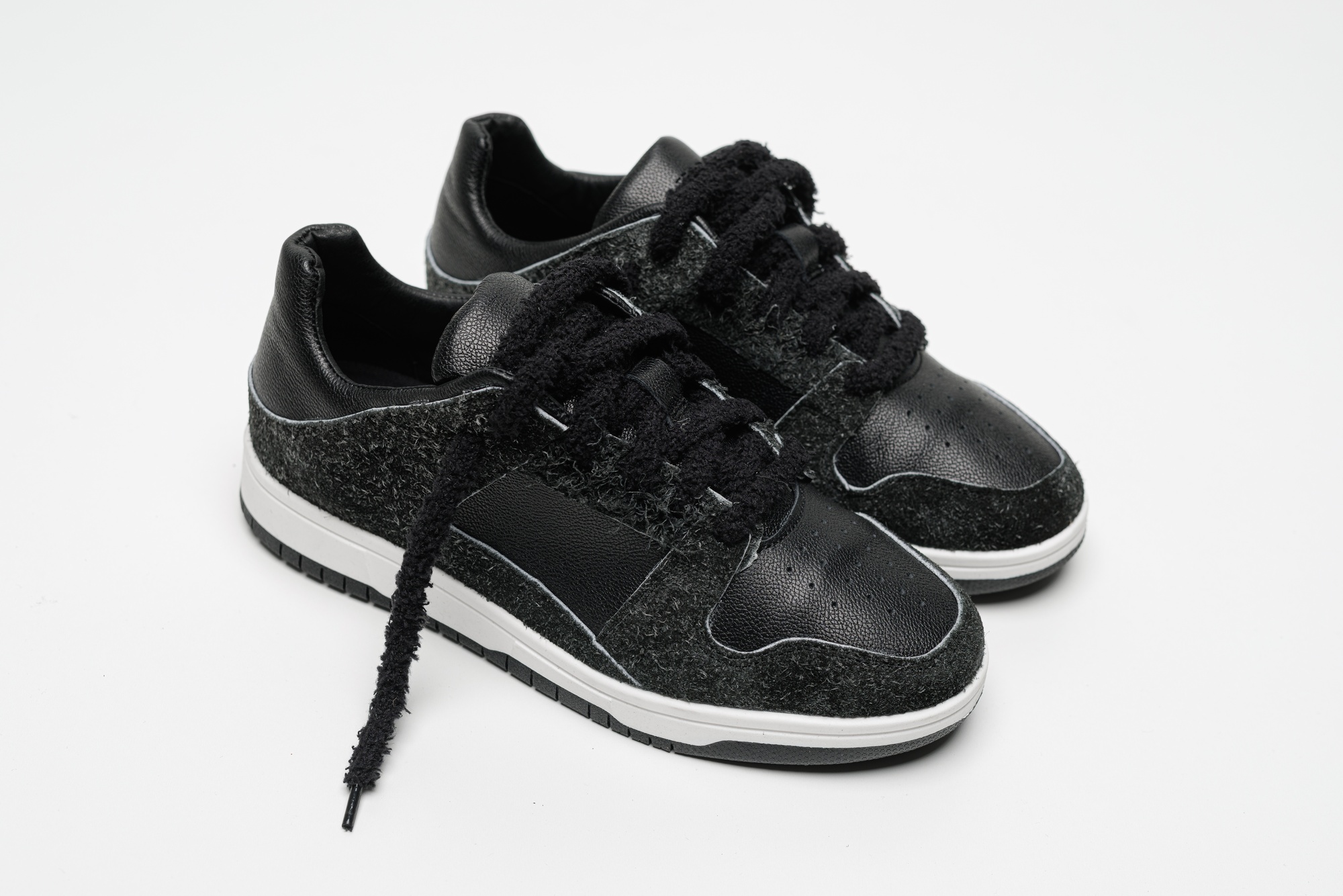 Кеди HARD Wolf чорні 2504-1